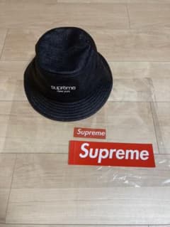 supreme バケットハットのサムネイル