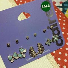 ☆新品☆  クレアーズ ピアスのサムネイル