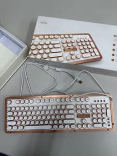 AZIO RETRO CLASSIC キーボード ローズゴールド 箱付きのサムネイル