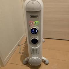 デロンギ　オイルヒーター RHJ45M1115-LG 中古 デロンギオイルヒーターRHJ45M1115-LG極美品 - メルカリ