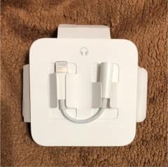 iPhone7、8、X イヤホン 変換アダプターのサムネイル