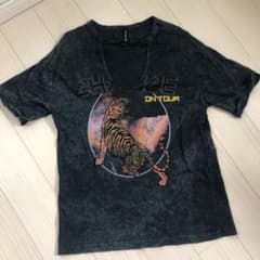 Tシャツ　Stradivarius プリント　タイダイ柄のサムネイル