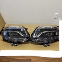 80ヴォクシー 後期　ヘッドライト　シーケンシャル　　 ※ジャンク品