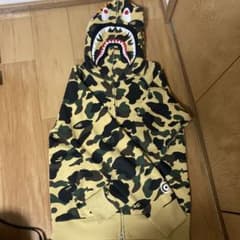 A・BATHING APE シャークパーカーのサムネイル