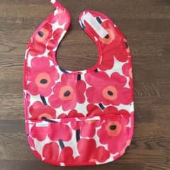 マリメッコ　食事用スタイのサムネイル