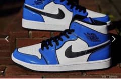 Nike Air Jordam 1 Mid SE "Signal Blue"のサムネイル