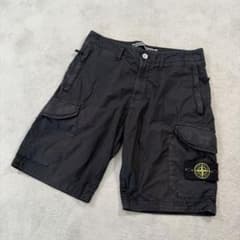 ストーンアイランド　ショートパンツ　ハーフパンツ　7215L0403 29サイズ ストーンアイランド ショートパンツ ハーフパンツ 7215L0403 29サイズ
