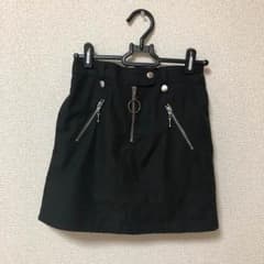 スカートのサムネイル