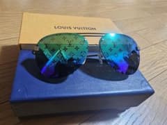 LOUIS VUITTON グラデーションサングラス ケース付き LOUIS VUITTON グラデーションサングラス ケース付き - メルカリ