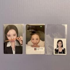 NiziU Portfolio 初回生産限定盤　トレカ　証明写真　マコ　①のサムネイル