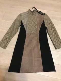 ZARA 今期 ワンピースのサムネイル
