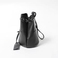 【美品】MARCO MASI マルコマージ　本革　巾着バッグ　ブラックのサムネイル
