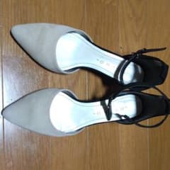 melmo feminileの靴のサムネイル
