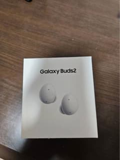 ワイヤレスイヤホン Galaxy Buds2のサムネイル