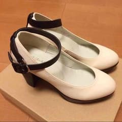 ヘザー♡ストラップパンプスのサムネイル