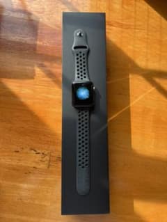 Apple Watch series3 NIKE GPS model 42mmのサムネイル