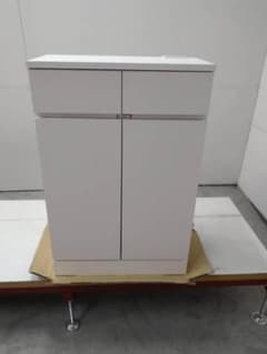 70210 シンプル薄型キャビネット　幅60　ホワイト 70210 シンプル薄型キャビネット 幅60 ホワイト - メルカリ