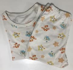 ユニクロパジャマ　110のサムネイル
