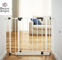 naさま専用　Smart Angel ベビーゲート ホワイト　西松屋のサムネイル