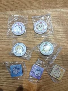 ちいかわ　くら寿司　缶バッチ　マグネットセットのサムネイル