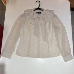 【美品】emiria フリルリボンブラウス M ホワイトのサムネイル
