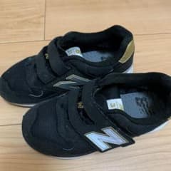 ニューバランス スニーカー　18.5のサムネイル