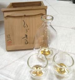渡邊徳明 耐熱ガラス 金箔(ひびき)入り 酒器セット 渡邊徳明 耐熱ガラス 金箔(ひびき)入り 酒器セット - メルカリ