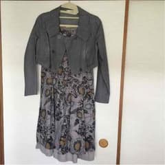季節に ぴったり素敵なワンピースxxl,ジャケットXLのサムネイル