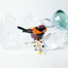 〈ブローチNo.317〉オレンジと茶色の鳥のサムネイル