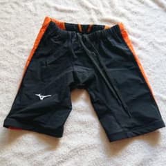 ミズノ MIZUNO ジュニア用高速水着 140サイズ 美品のサムネイル