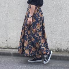 ひろりん様専用♡ペイズリー柄スカートのサムネイル