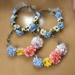 カラフルフラワーヘッドドレスのサムネイル
