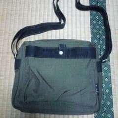 SHOPYUKI様専用アニエスbカーキバッグのサムネイル