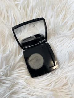 CHANEL オンブル プルミエール 327 ペノンブル アイシャドウのサムネイル