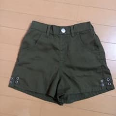 ショートパンツのサムネイル
