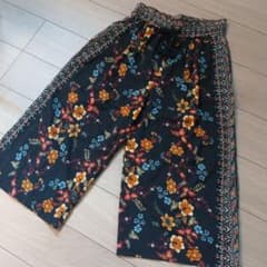 ZARA◆ボタニカル柄◆ワイドパンツのサムネイル