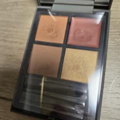 THREE ディメンショナルビジョンアイパレット 10のサムネイル