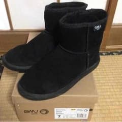 エミュー EMU ムートンのサムネイル
