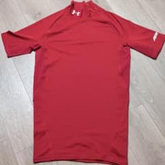 UNDER ARMOUR 半袖 シャツのサムネイル