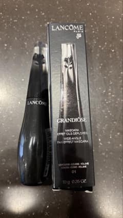 LANCOME GRANDIOSE マスカラ 01のサムネイル