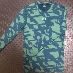 アンダーアーマー　長袖のサムネイル