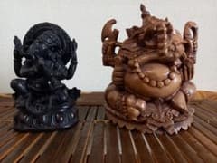 ガネーシャ木彫りの置物2点　バリ島のサムネイル