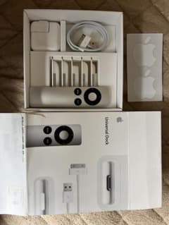 Apple Universal Dock MC746LL/A