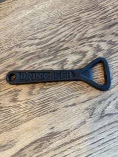 黒い金属製栓抜き DRINK BEER & SAVE WATERのサムネイル
