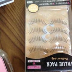 つけまつげのサムネイル