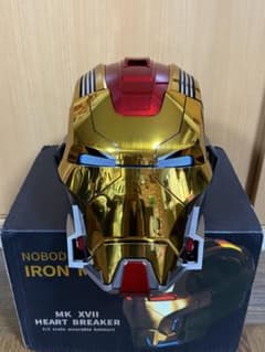 アイアンマン MK17マスク+専用台座お得セット！音声自動開閉 確実検品発送！B アイアンマン MK17マスク+専用台座お得セット！音声自動開閉 確実検品