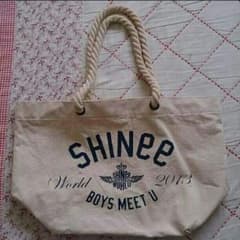 SHINee World 2013 BOYS MEET U 紐バックのサムネイル