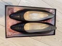 CHANEL シャネル パンプス ココマーク 黒 ブラック 36.5のサムネイル