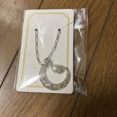 新品未使用 ムーンストーンパール付き ネックレス三日月 セーラームーンイメージ