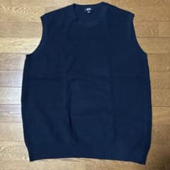 UNIQLO ニットベスト ネイビー XLのサムネイル
